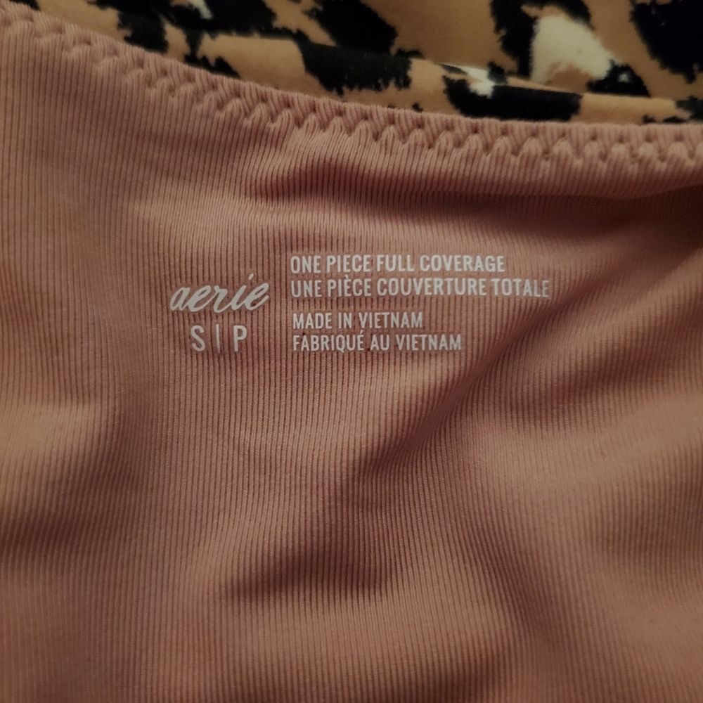 NWT Aerie Wrap Full Coverage One Piece Leopard Print Swimsuit Size S - Picture 10 of 15